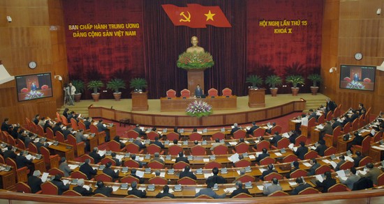 Thông báo Hội nghị lần thứ 15 Ban Chấp hành Trung ương Đảng khoá X